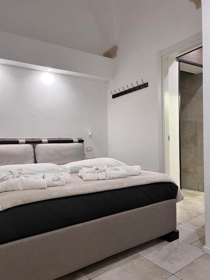 Signuria Dimora Esclusiva Bed & Breakfast Lecce Ngoại thất bức ảnh