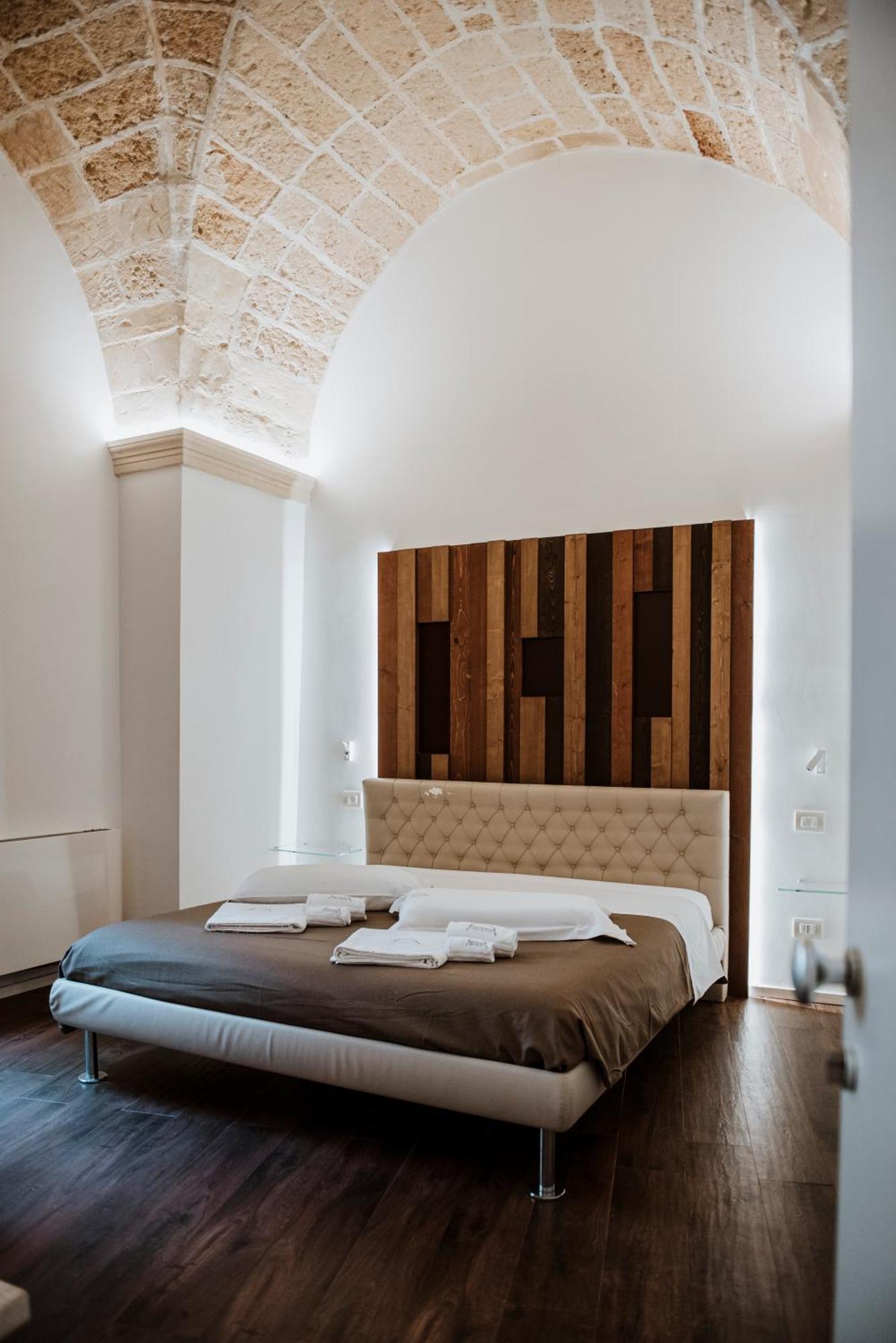 Signuria Dimora Esclusiva Bed & Breakfast Lecce Ngoại thất bức ảnh