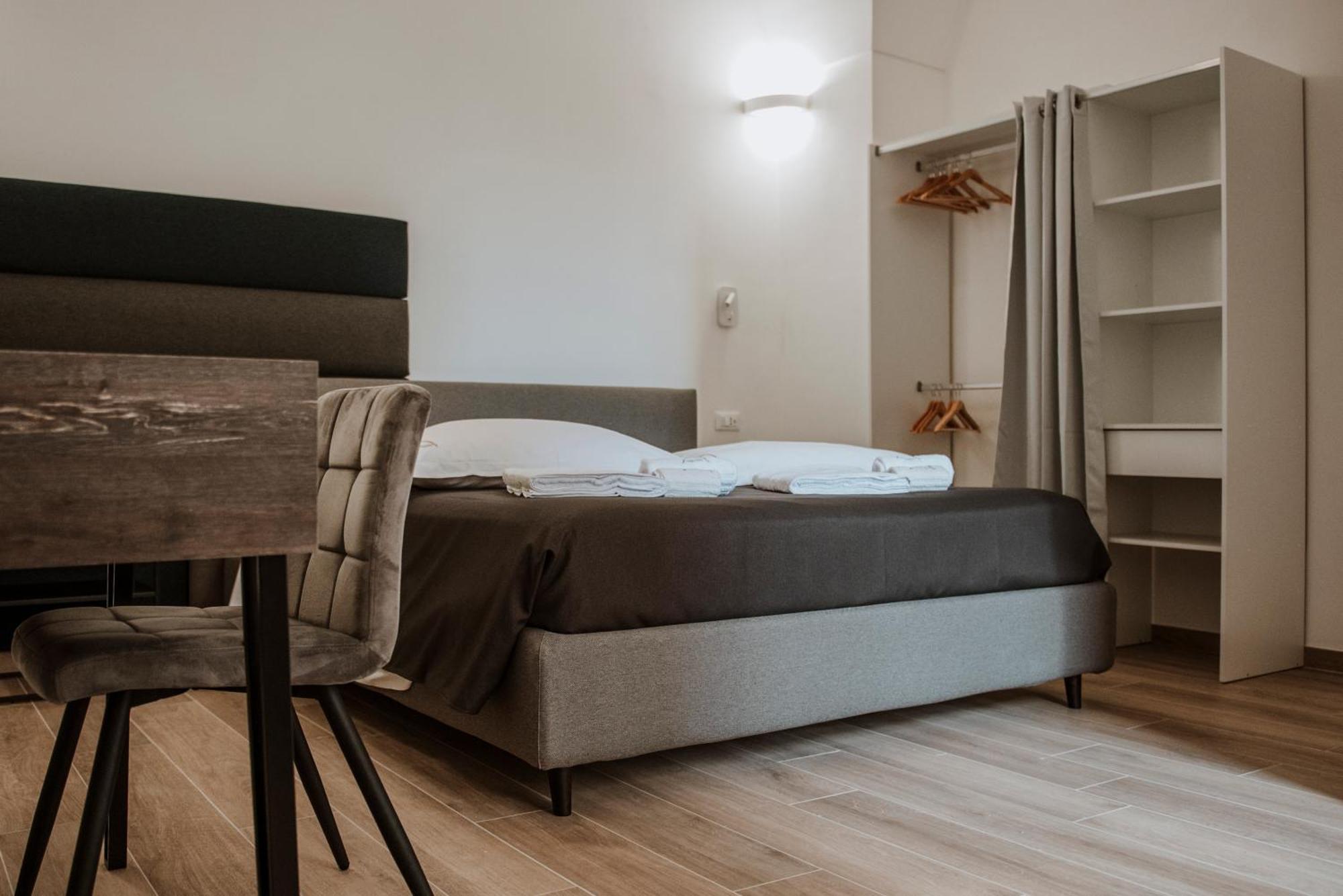 Signuria Dimora Esclusiva Bed & Breakfast Lecce Ngoại thất bức ảnh