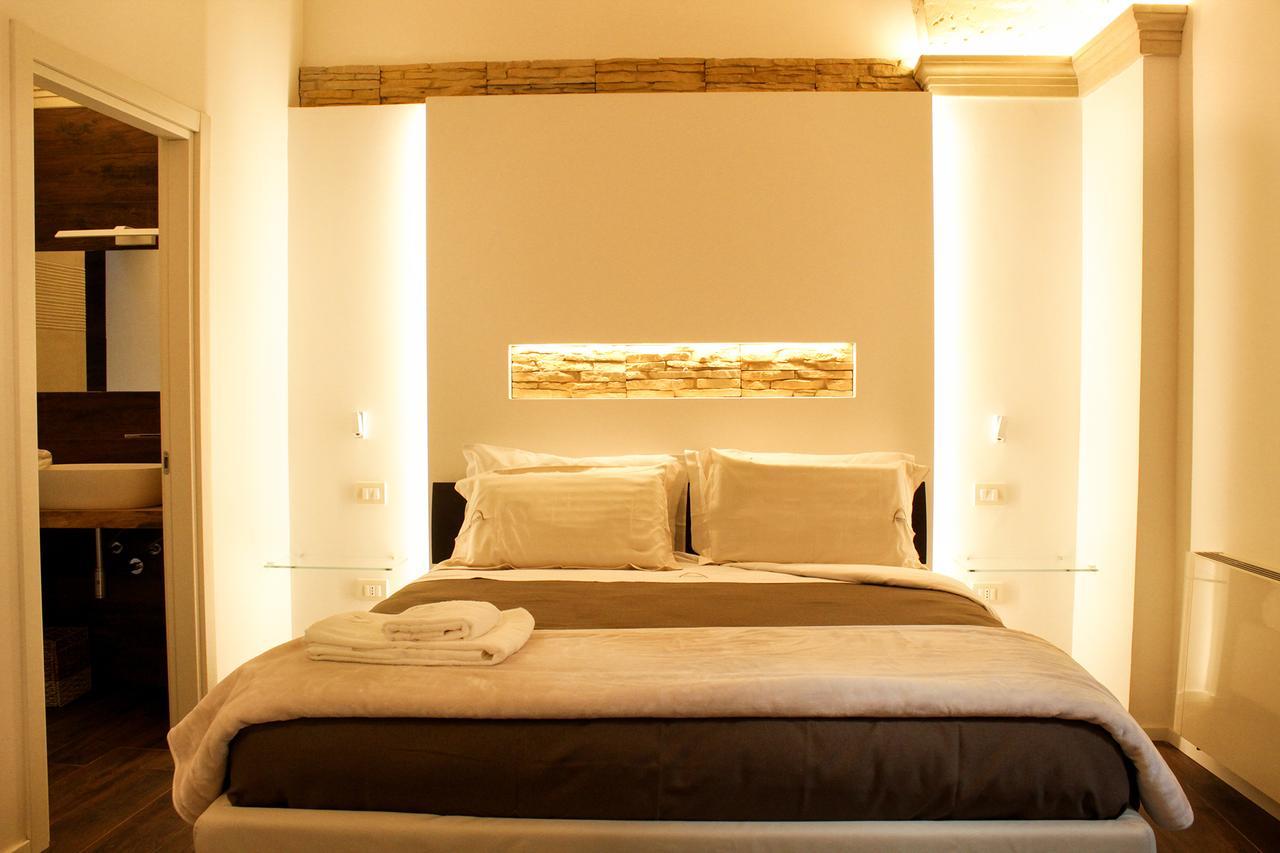 Signuria Dimora Esclusiva Bed & Breakfast Lecce Ngoại thất bức ảnh