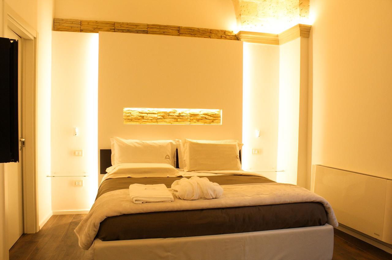 Signuria Dimora Esclusiva Bed & Breakfast Lecce Ngoại thất bức ảnh