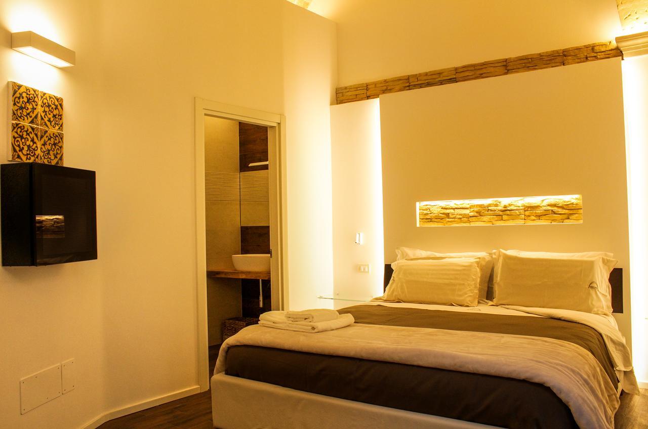 Signuria Dimora Esclusiva Bed & Breakfast Lecce Ngoại thất bức ảnh