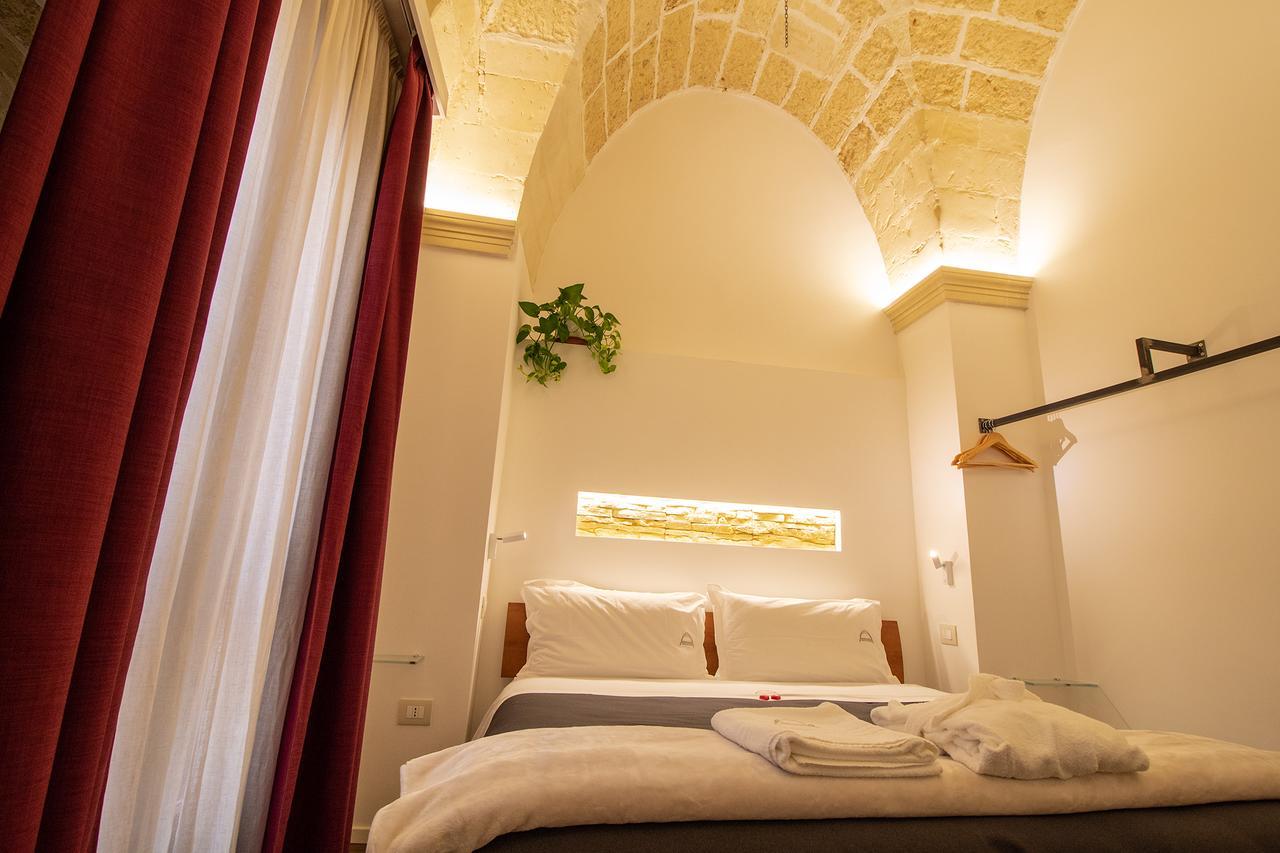 Signuria Dimora Esclusiva Bed & Breakfast Lecce Ngoại thất bức ảnh